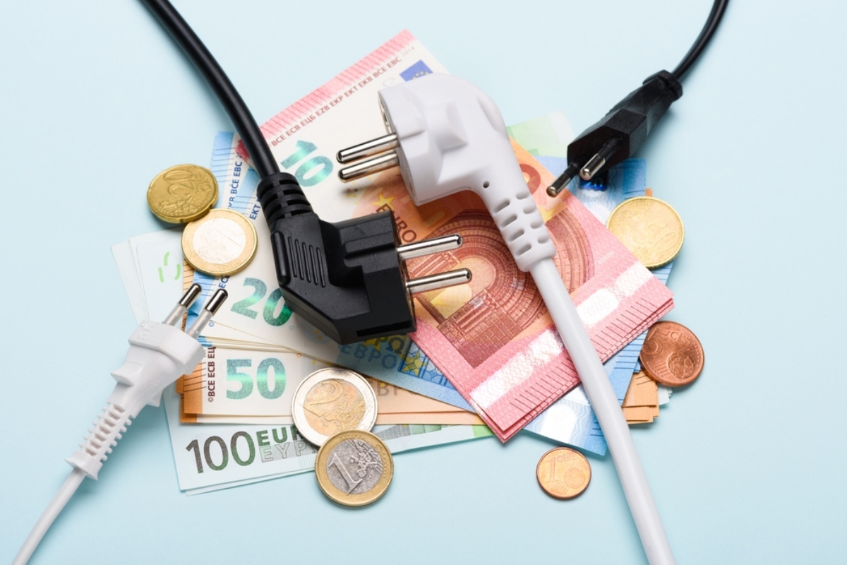 Επίδομα ηλεκτρικού ρεύματος ανακοινώνει η κυβέρνηση