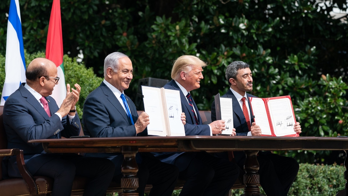 Ο διαμεσολαβητικός ρόλος των αραβικών χωρών