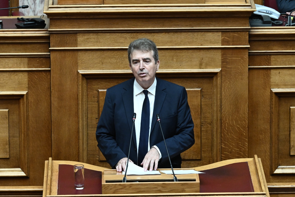 Υπ. Υγείας: Διανομή στο σπίτι των φαρμάκων για 120.000 ασθενείς