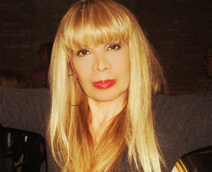 Μαριέλα Οικονομίδου: «Όταν ήταν μικρός, εκείνη τον εγκατέλειψε» [VID]