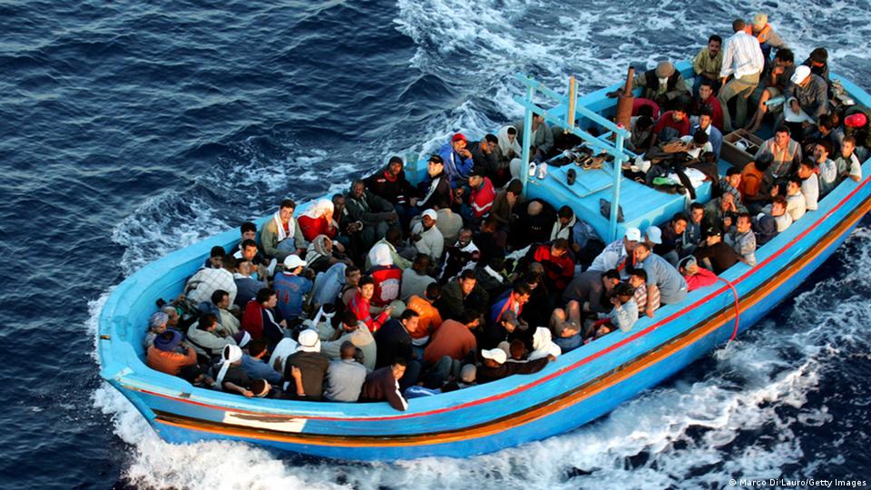 Σενεγάλη: Το Πολεμικό Ναυτικό αναχαιτίζει πάνω από 600 μετανάστες σε τρεις μέρες