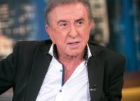 Αργύρης Παπαργυρόπουλος: «Ένας ομοφυλόφιλος μια μέρα με φίλησε και τον κλώτσησα» [vid]