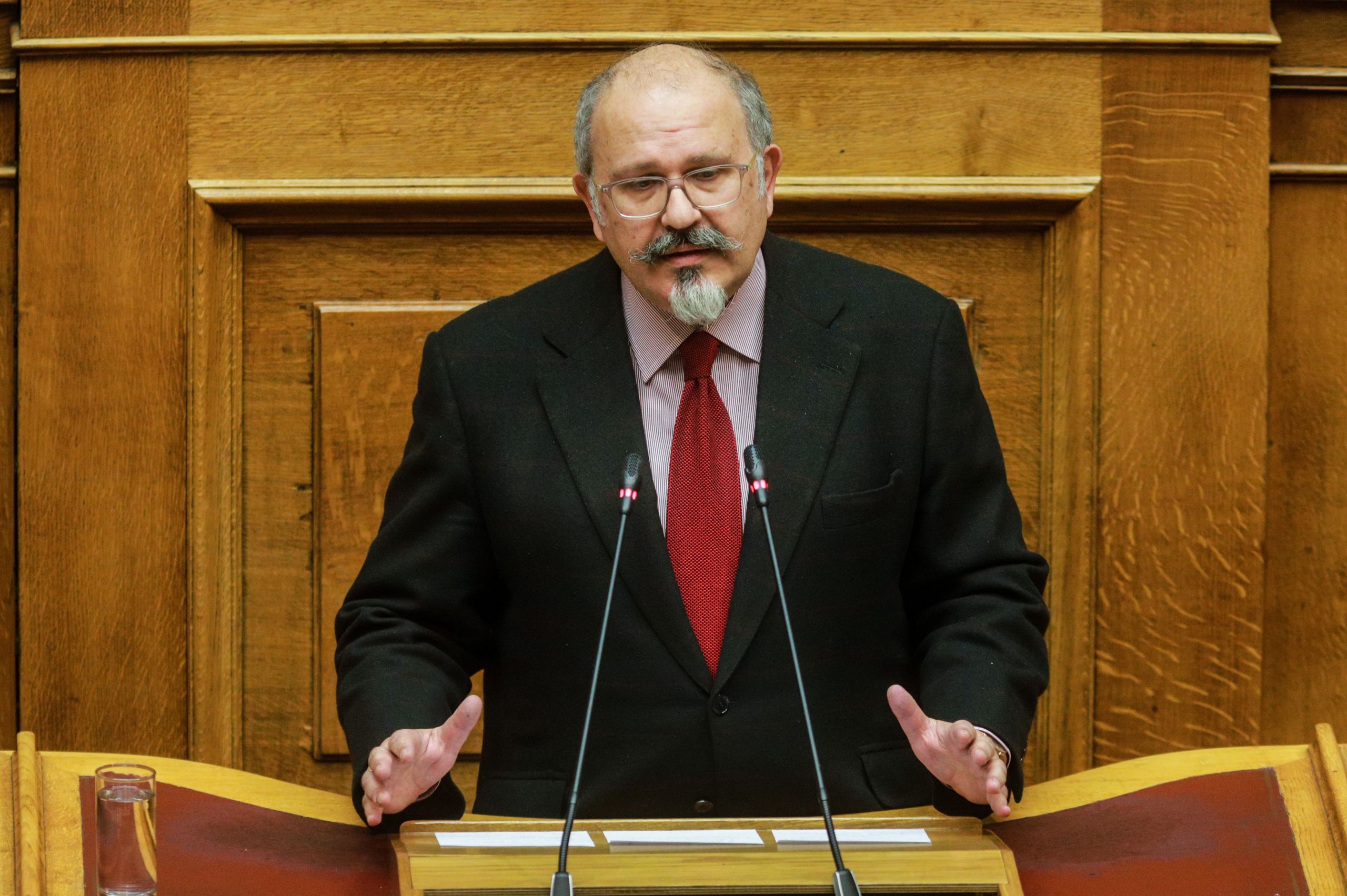 Τα πυρά του σε Αποστολάκη και Κασσελάκη εξαπέλυσε το στέλεχος του ΣΥΡΙΖΑ Νίκος Ξυδάκης