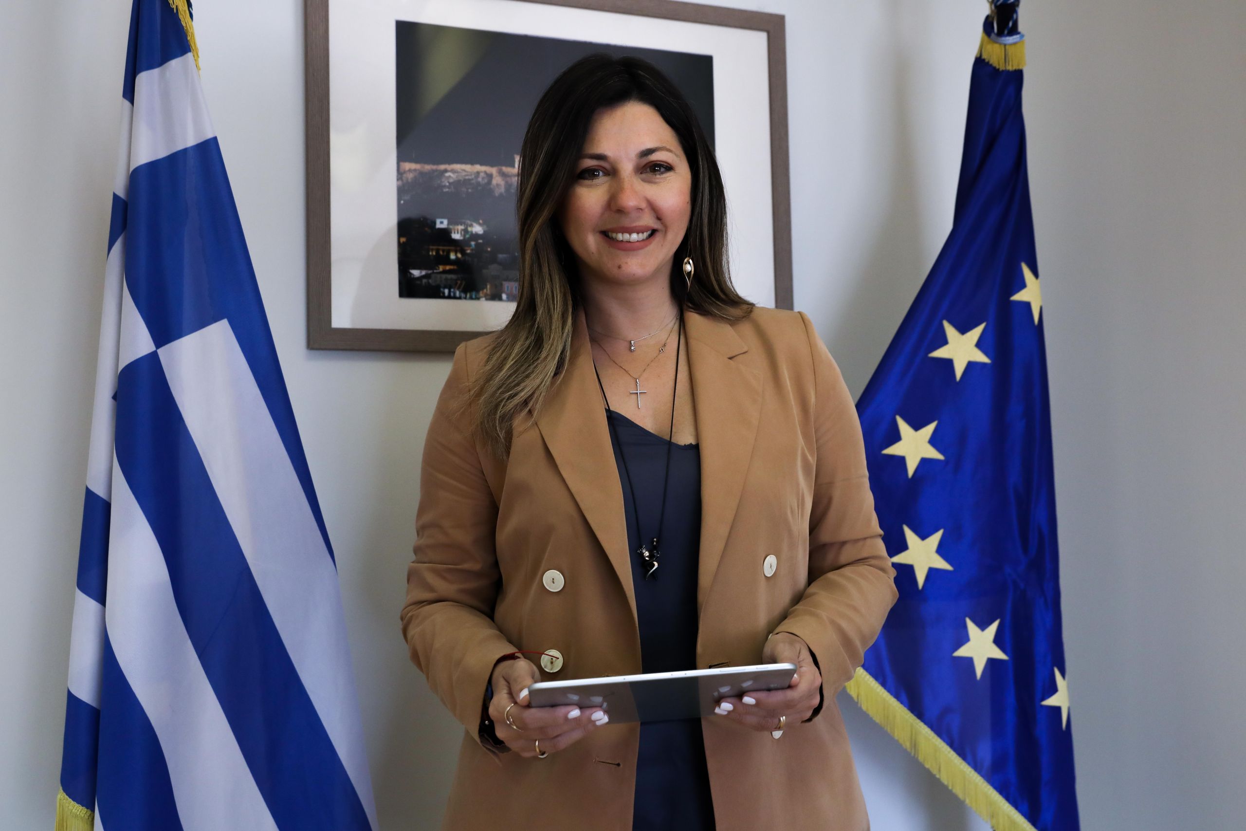 Ζαχαράκη: Έως τις 22 Δεκεμβρίου η έκτακτη ενίσχυση για παιδιά, συνταξιούχους και ανάπηρους