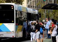 Επιχορήγηση 78,7 εκατ.για εκπτώσεις εισιτηρίων στους δικαιούχους επιβάτες των συγκοινωνιών Αθήνας