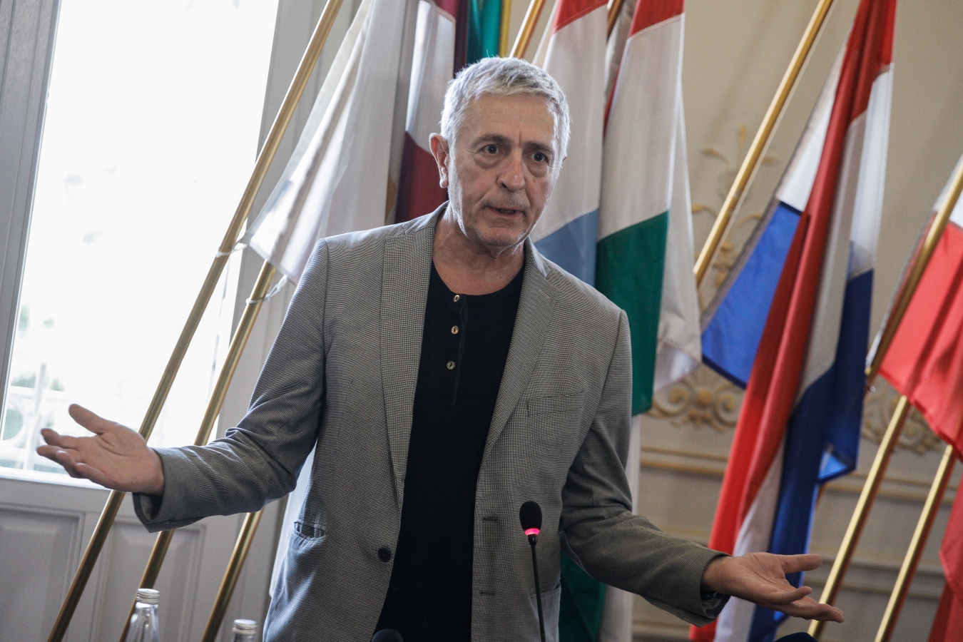 Νέα «βόμβα»: Αποχώρησε από την ευρωομάδα του ΣΥΡΙΖΑ ο Κούλογλου [vid]