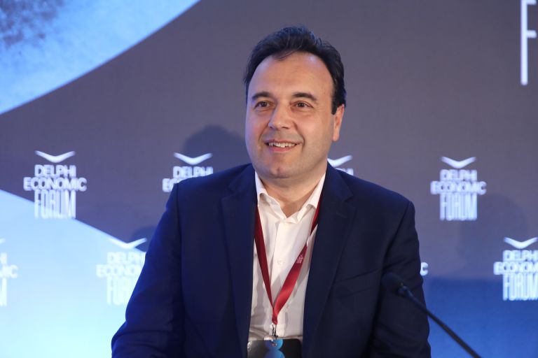 ECONOMIST: AI-enhanced gov.gr platform to go live soon, says e-Governance Min Papastergiou