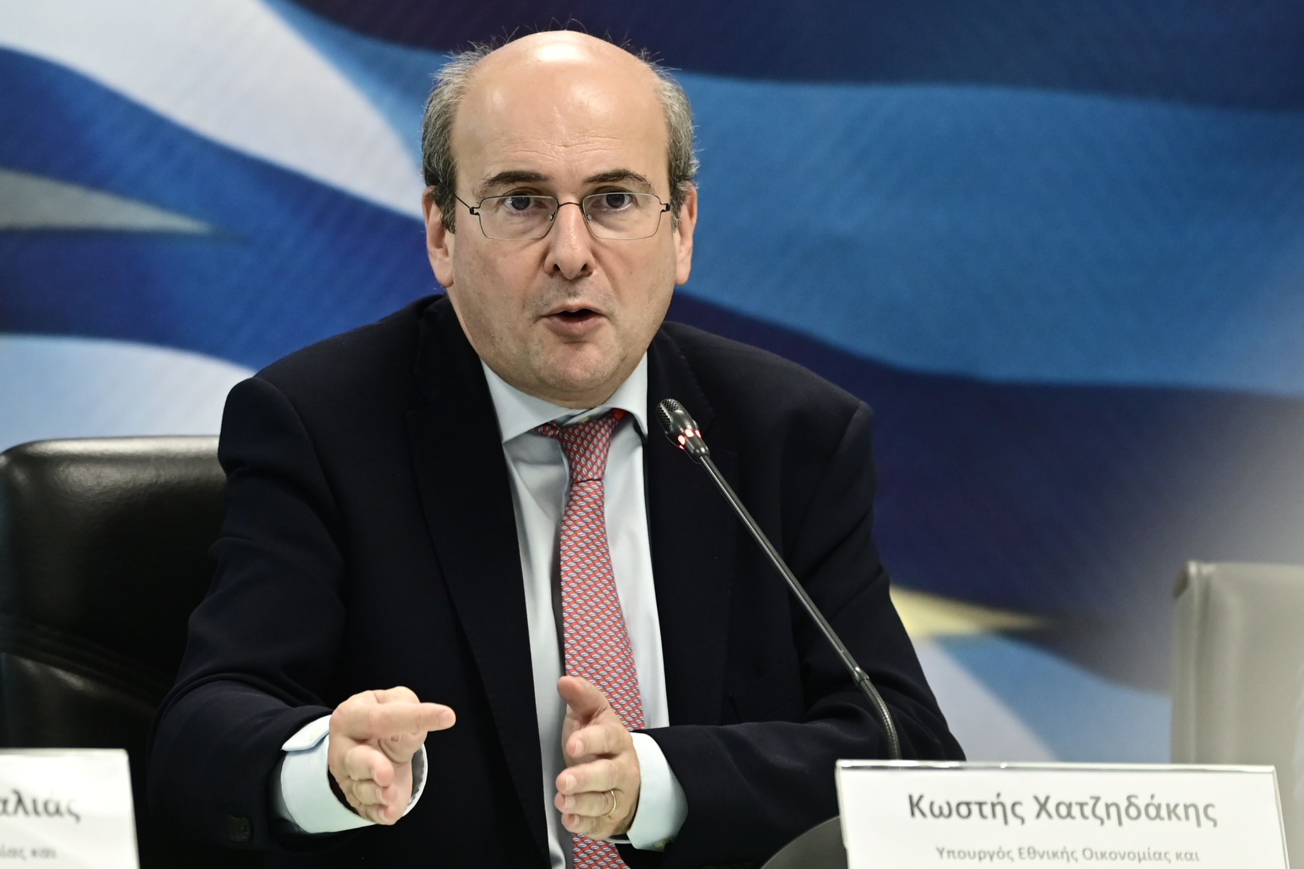 Προϋπολογισμός: Σύγκλιση με Ε.Ε. και μέτρα αύξησης των εισοδημάτων 1,6 δισ. το 2024
