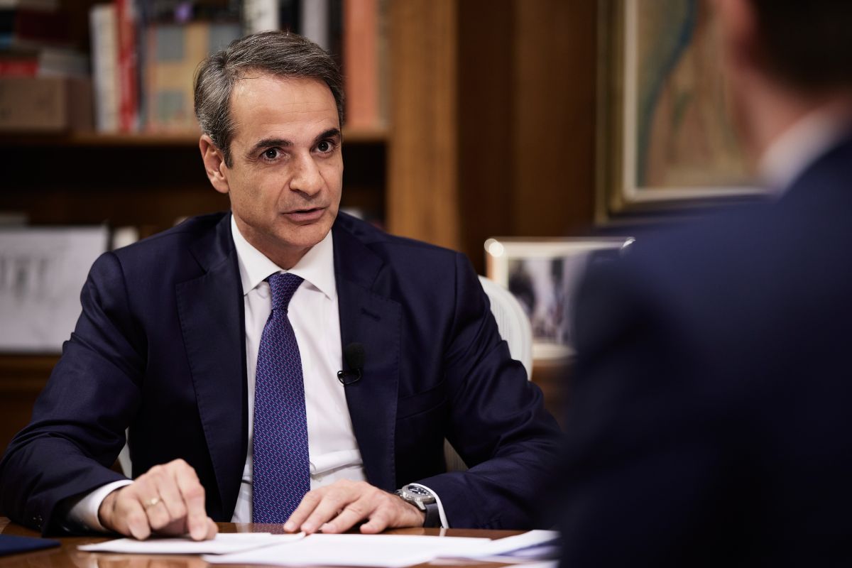 Μητσοτάκης: Επιμένω στην πολιτική «νομιμότητα παντού» – Δεν υπάρχουν έξυπνοι και κορόιδα