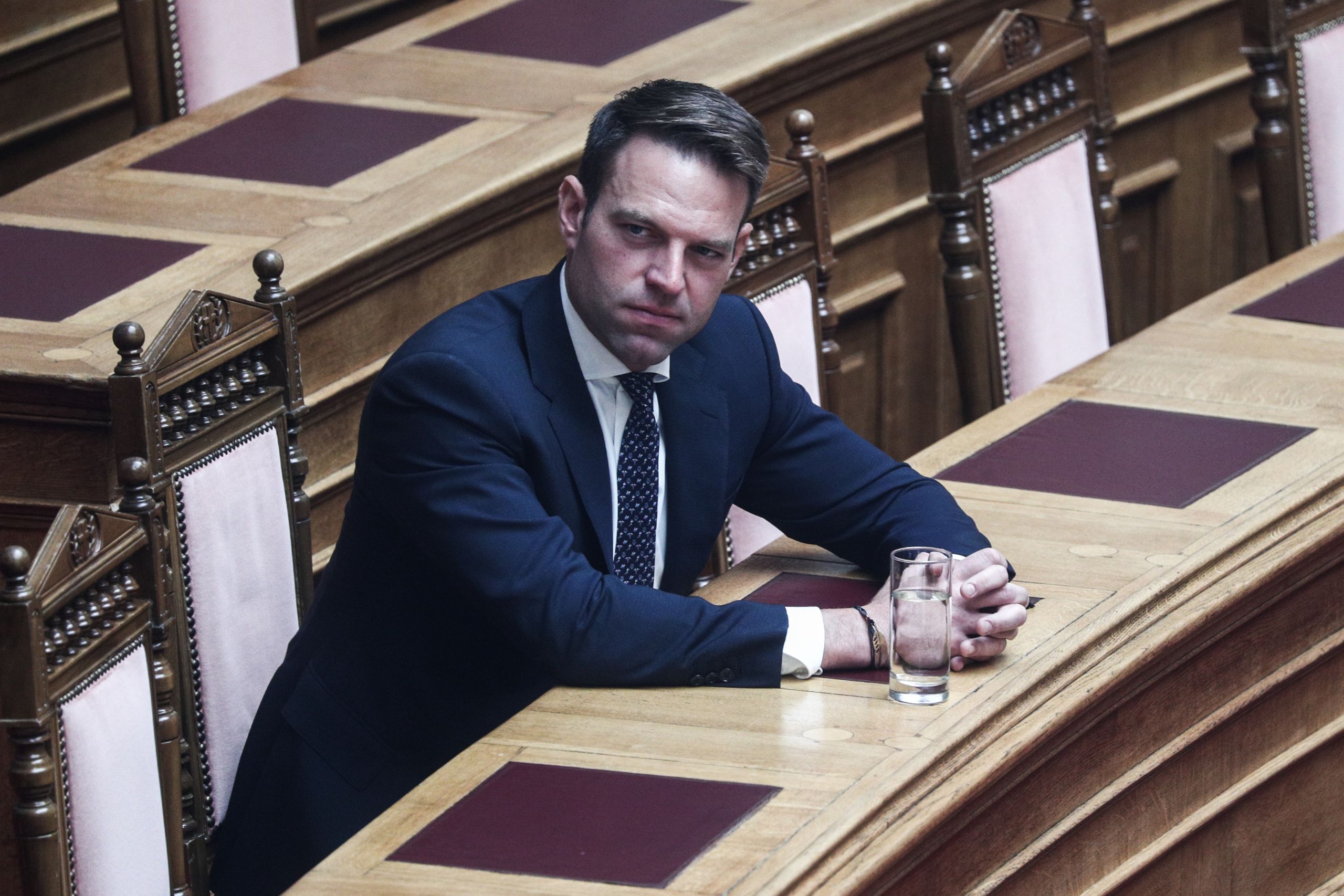 Κασσελάκης κατά Μητσοτάκη: «Αποστρατιωτικοποιεί νησιά του Αιγαίου»