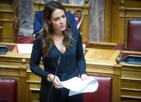 Δόμνα Μιχαηλίδου: Δεν θα γίνει γραπτός διαγωνισμός για τις προσλήψεις εκπαιδευτικών [vid]