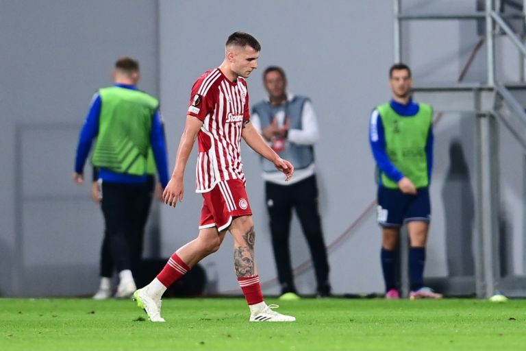 Ο Ανδρέας Ντόι έχει ρόλο φαβορί για το κέντρο της άμυνας του Ολυμπιακού [vid]