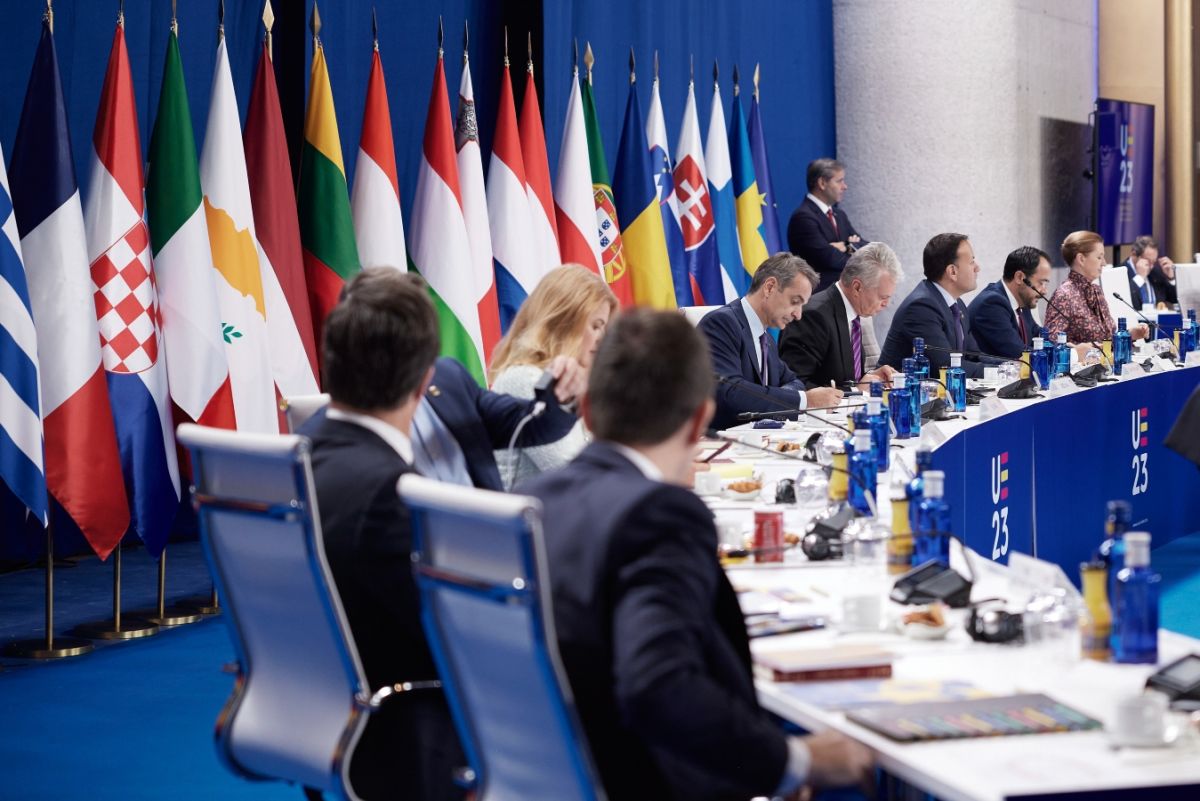 Γρανάδα: Μεταναστευτικό και διεύρυνση στην ατζέντα των «27» [vid]