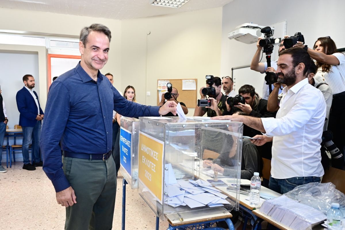 Αυτοδιοικητικές εκλογές: Ψήφισε ο Κυριάκος Μητσοτάκης – ”Σήμερα είναι η μεγαλη γιορτή της αυτοδιοίκησης”
