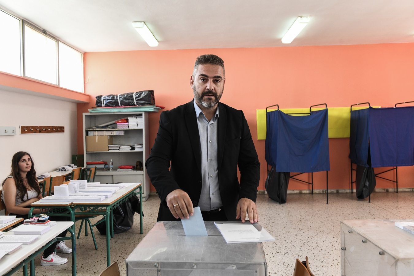 Αυτοδιοικητικές εκλογές: Επιδόσεις-έκπληξη για το ΚΚΕ στις Περιφέρειες [vid]