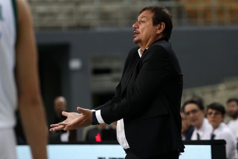 Ο απαιτητικός Αταμάν, το κατσάδιασμα και το «καμπανάκι» προς κάποιους παίκτες [vid]