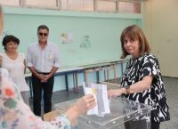Το εκλογικό της δικαίωμα άσκησε η Κατερίνα Σακελλαροπούλου [vid]