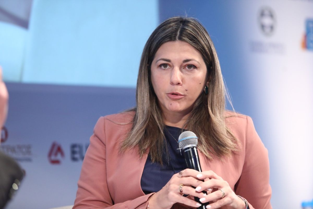 Ζαχαράκη: Συνολικά 2,2 δισ. ευρώ για την αντιμετώπιση του στεγαστικού προβλήματος