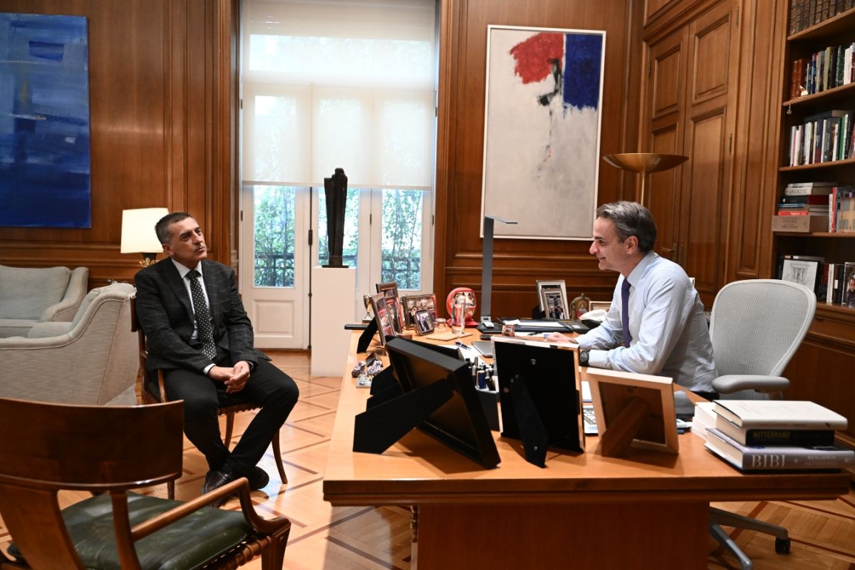 Συνάντηση Μητσοτάκη – Κουρέτα στο Μαξίμου: “Συνεργασία για την ανασυγκρότηση της Θεσσαλίας”