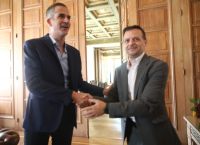 Τετ α τετ Δούκα – Μπακογιάννη στο δημαρχείο Αθηνών [vid]