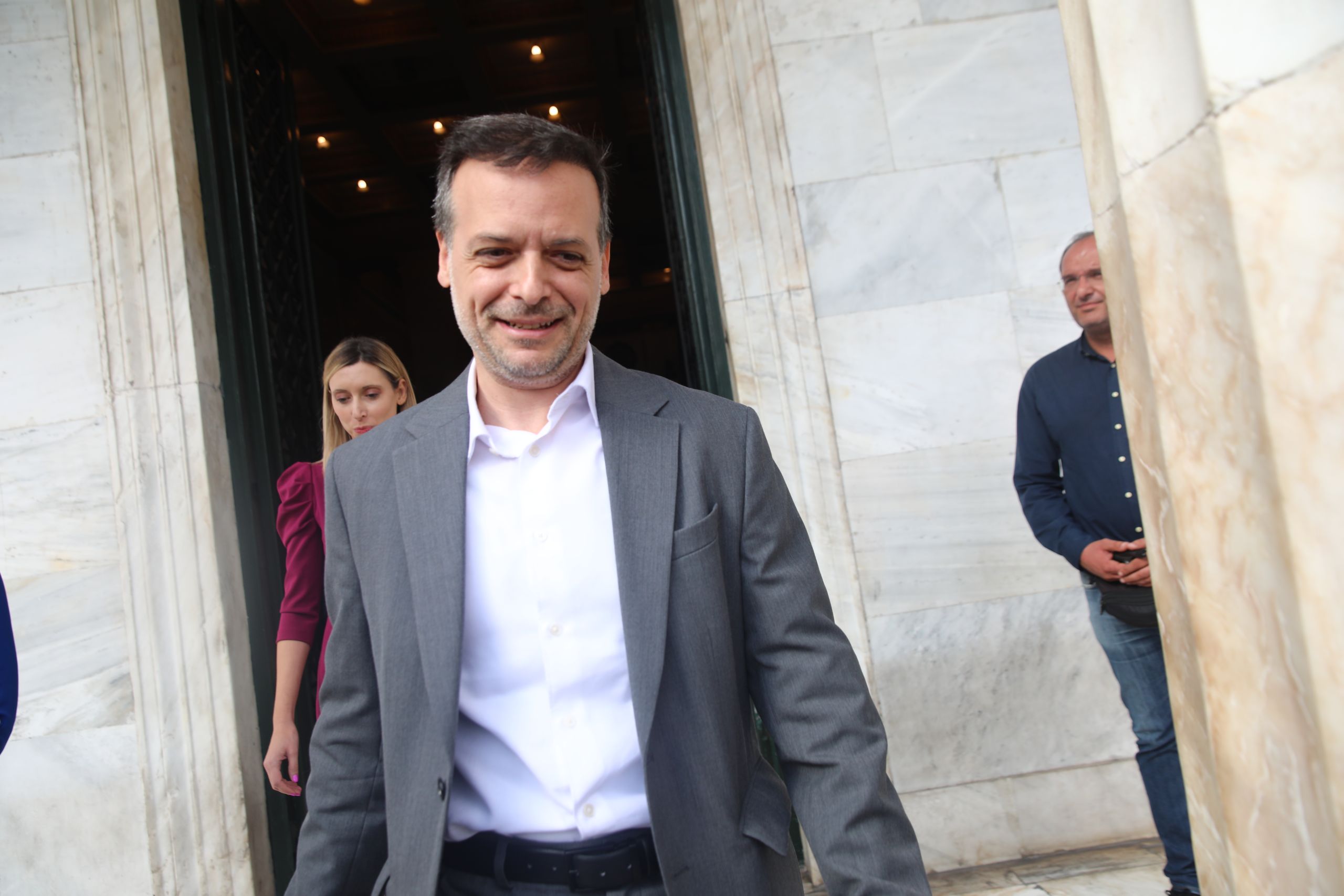 Athens Mayor-elect Doukas proposes more green for climate crisis, green energy for vulnerable households