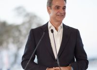 Μητσοτάκης στη Γλυφάδα: Στρατηγική μας απόφαση να έχουμε προϊόντα που αναβαθμίζουν τον τουρισμό
