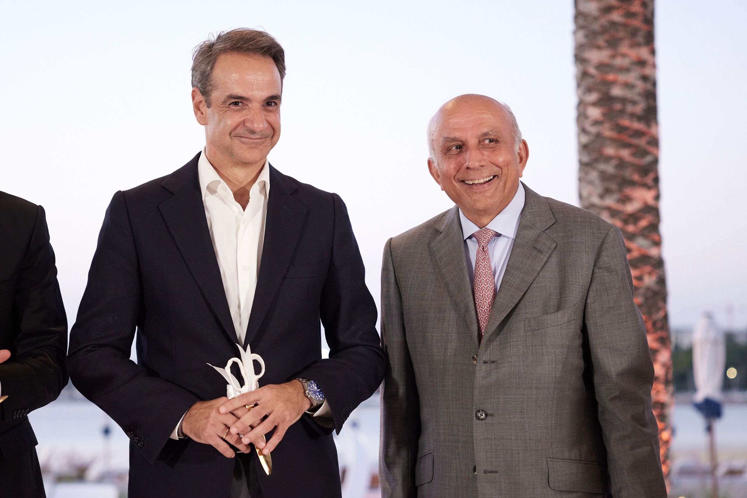 PM Mitsotakis inaugurates ‘One & Only Aesthesis’ tourist resort in Glyfada