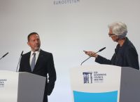 Λαγκάρντ: Η Ελλάδα αποτελεί μια ιστορία επιτυχίας, με θεαματική βελτίωση