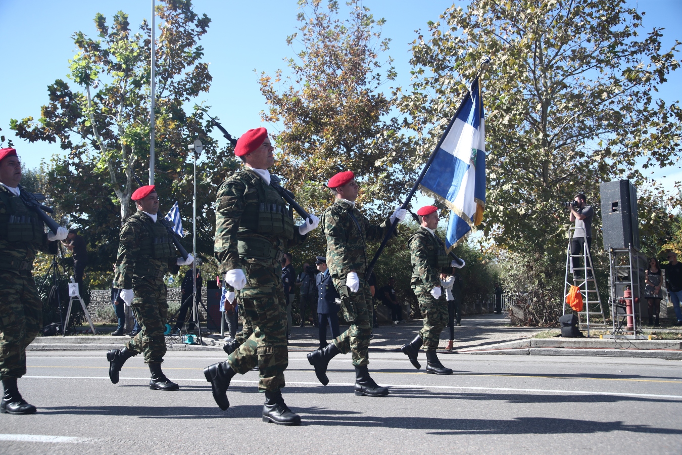 28η Οκτωβρίου: Ολοκληρώθηκε η μεγάλη στρατιωτική παρέλαση στη Θεσσαλονίκη [vid]
