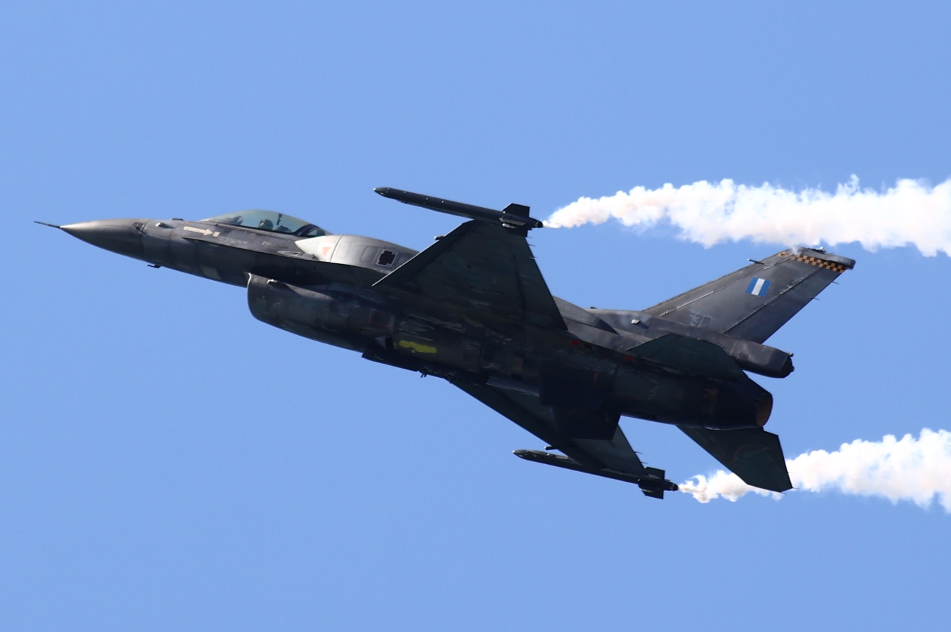 28η Οκτωβρίου 1940: Το μήνυμα του πιλότου του F-16 – «Μόνο οι ελεύθερες ψυχές κρατάνε ελεύθερες πατρίδες»