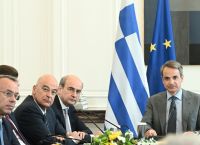 Μητσοτάκης για ελεύθερους επαγγελματίες: Θεσπίζεται κατώτατο τεκμαρτό εισόδημα στα 780 ευρώ