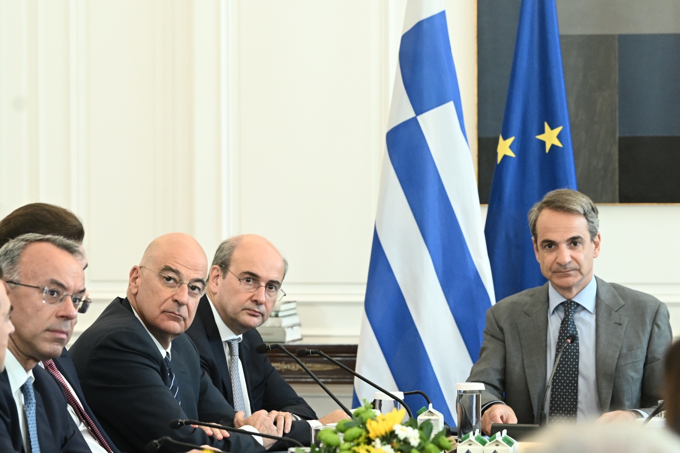 Μητσοτάκης για ελεύθερους επαγγελματίες: Θεσπίζεται κατώτατο τεκμαρτό εισόδημα στα 780 ευρώ