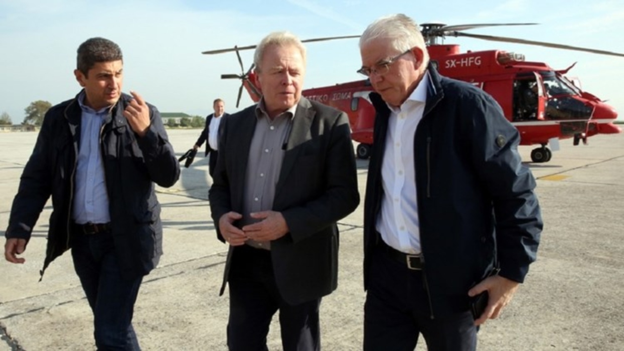 EU Commissioner Wojciechowski visits flooded farms in Thessaly