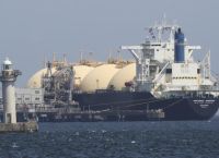 LNG: Έπιασε λιμάνι το πρώτο FSRU της Ελλάδας