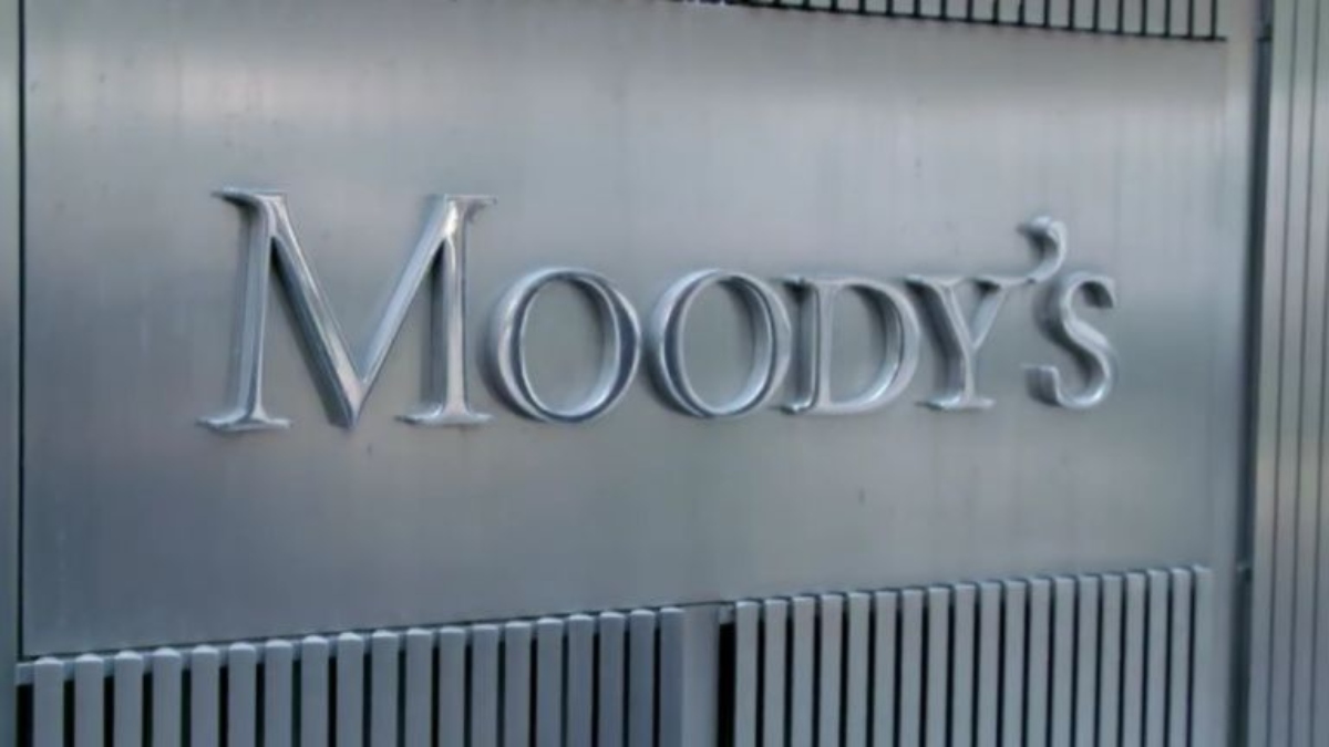 Moody’s: Αρνητικές οι προοπτικές για τις τράπεζες το 2024