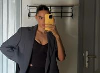 Η Όλγα Ντάλλα στις πιο… αποκαλυπτικές της πόζες