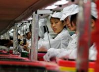 Foxconn: Τι θα κάνει με μικροτσίπ και EVs ο μεγαλύτερος προμηθευτής της Apple
