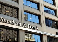 Τα οφέλη από την αναβάθμιση της Standard & Poor’s – Αισιόδοξες προβλέψεις για το ΑΕΠ