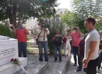 Στην Πάτρα ο Στέφανος Κασσελάκης: Πρώτος σταθμός το μνημείο Τεμπονέρα [pics,vid]
