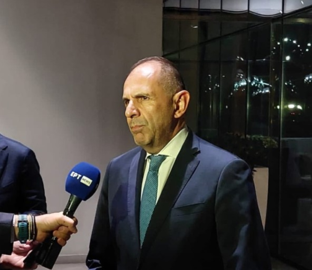 Γεραπετρίτης: Ο Φρέντι Μπελέρης στο επίκεντρο της συνάντησής του με τον Έντι Ράμα στην Αλβανία