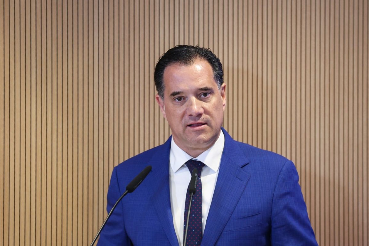 Άδωνις: Ανήθικη η εξαίρεση δικαστών και βουλευτών από τις περικοπές στις συντάξεις