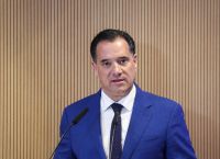 Άδωνις: Ανήθικη η εξαίρεση δικαστών και βουλευτών από τις περικοπές στις συντάξεις