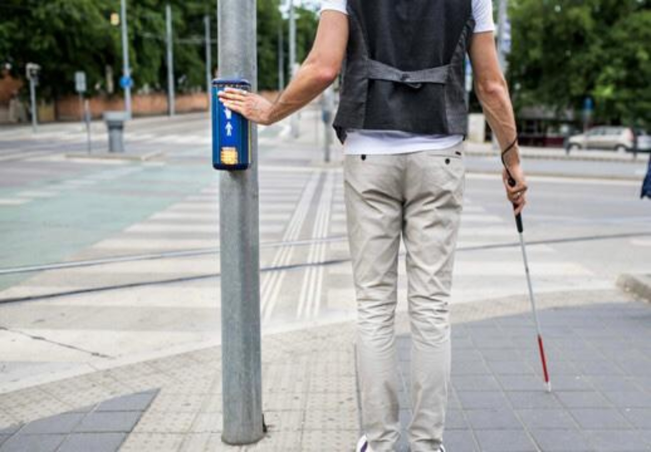 Το λευκό μπαστούνι ως εργαλείο αυτονομίας των ατόμων με οπτική αναπηρία