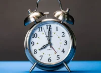 Clocks going back one hour to Standard Time on Sunday