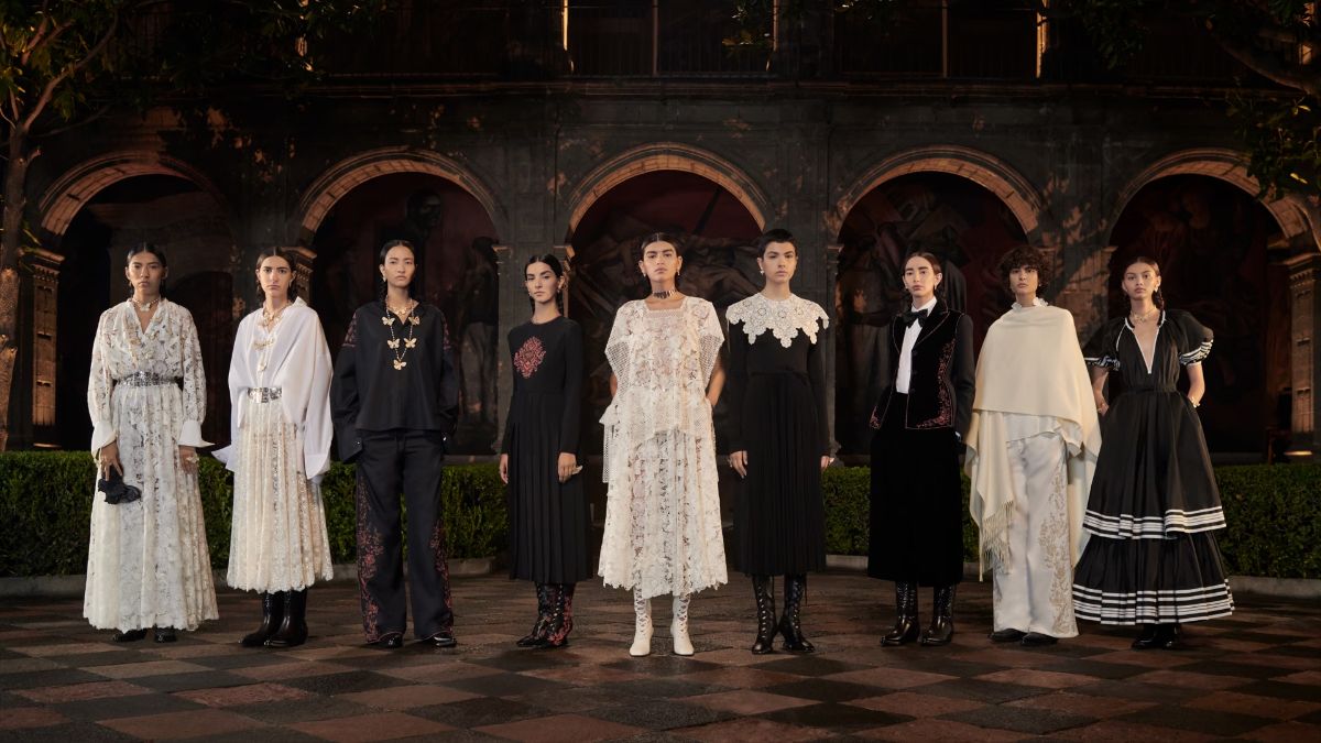 Dior Cruise 2024: Το λανσάρισμα της καμπάνιας που θα λάτρευε μέχρι και η Frida Kahlo