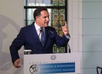 Άδωνις: Ο ρόλος της κατάρτισης για το εργατικό δυναμικό του μέλλοντος