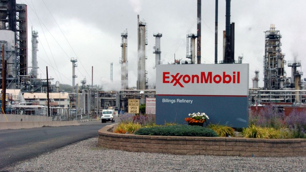 Στοίχημα για τον CEO της Exxon Mobil τo mega-deal των 60 δισ. δολαρίων