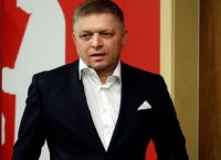 Σλοβακία: Ο φιλορώσος Φίκο κερδίζει τις εκλογές και ετοιμάζεται να τερματίσει τη βοήθεια στην Ουκρανία
