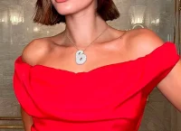 Η Hailey Bieber είπε ότι έχουμε στο μυαλό μας οι γυναίκες την εποχή των social media