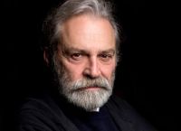 Ο Τούρκος πρωταγωνιστής που θα υποδυθεί τον Ωνάση στην ταινία «Maria» με την Αντζελίνα Τζολί